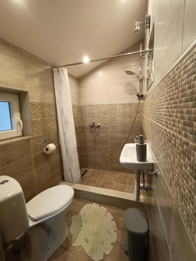 Toelgyfa Vendeghaz Hotell Balatonszepezd Exteriör bild