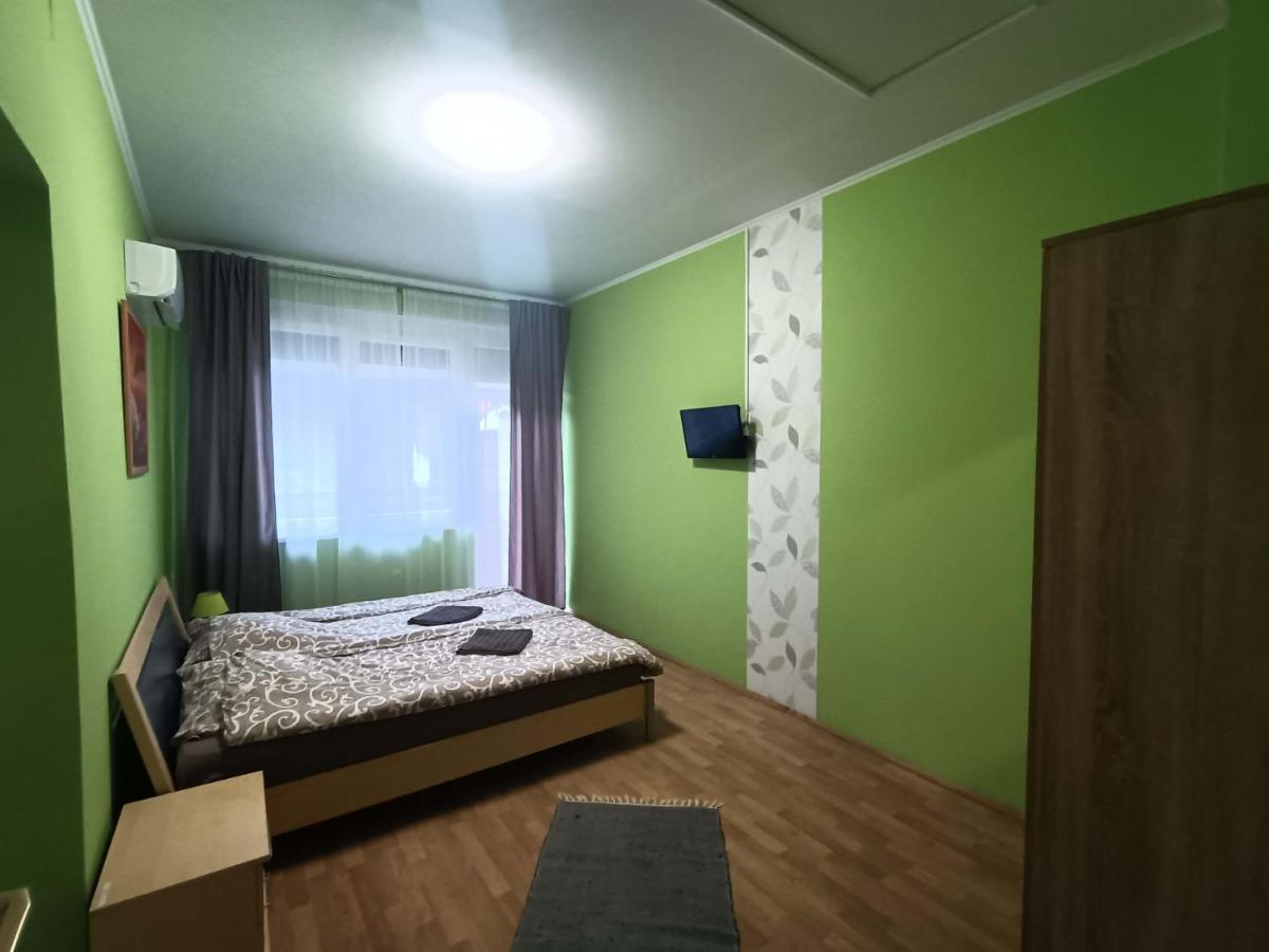 Toelgyfa Vendeghaz Hotell Balatonszepezd Exteriör bild