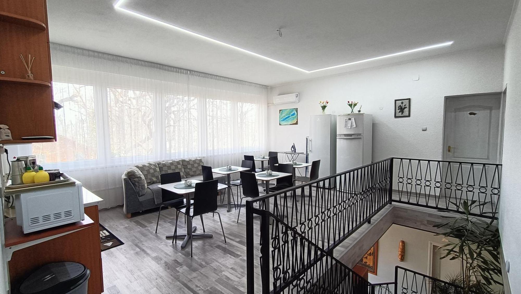 Toelgyfa Vendeghaz Hotell Balatonszepezd Exteriör bild